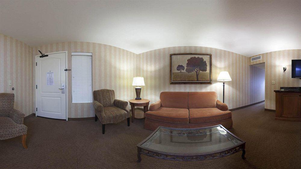 Holiday Inn Hotel & Suites Minneapolis-Lakeville By Ihg Exterior foto